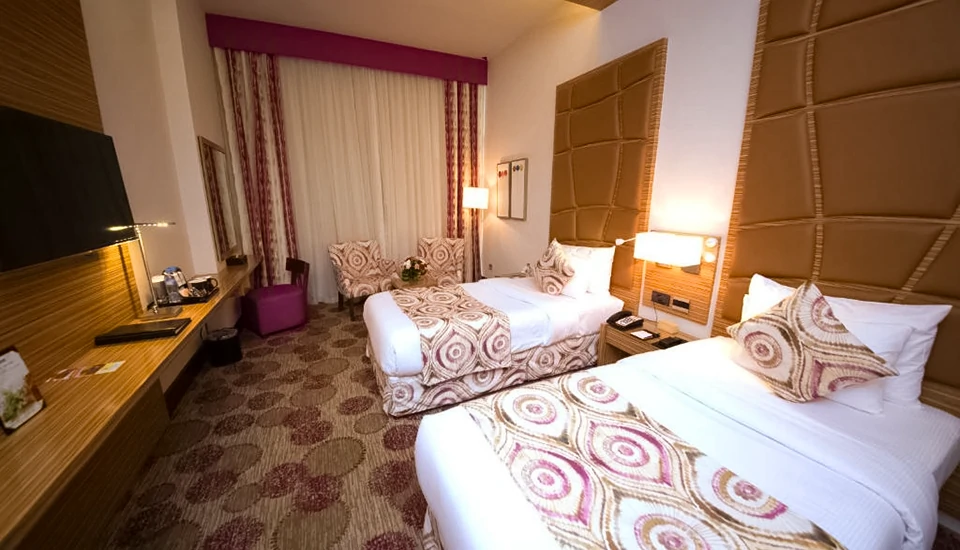 هتل بست وسترن پلاس پرل کریک دبی